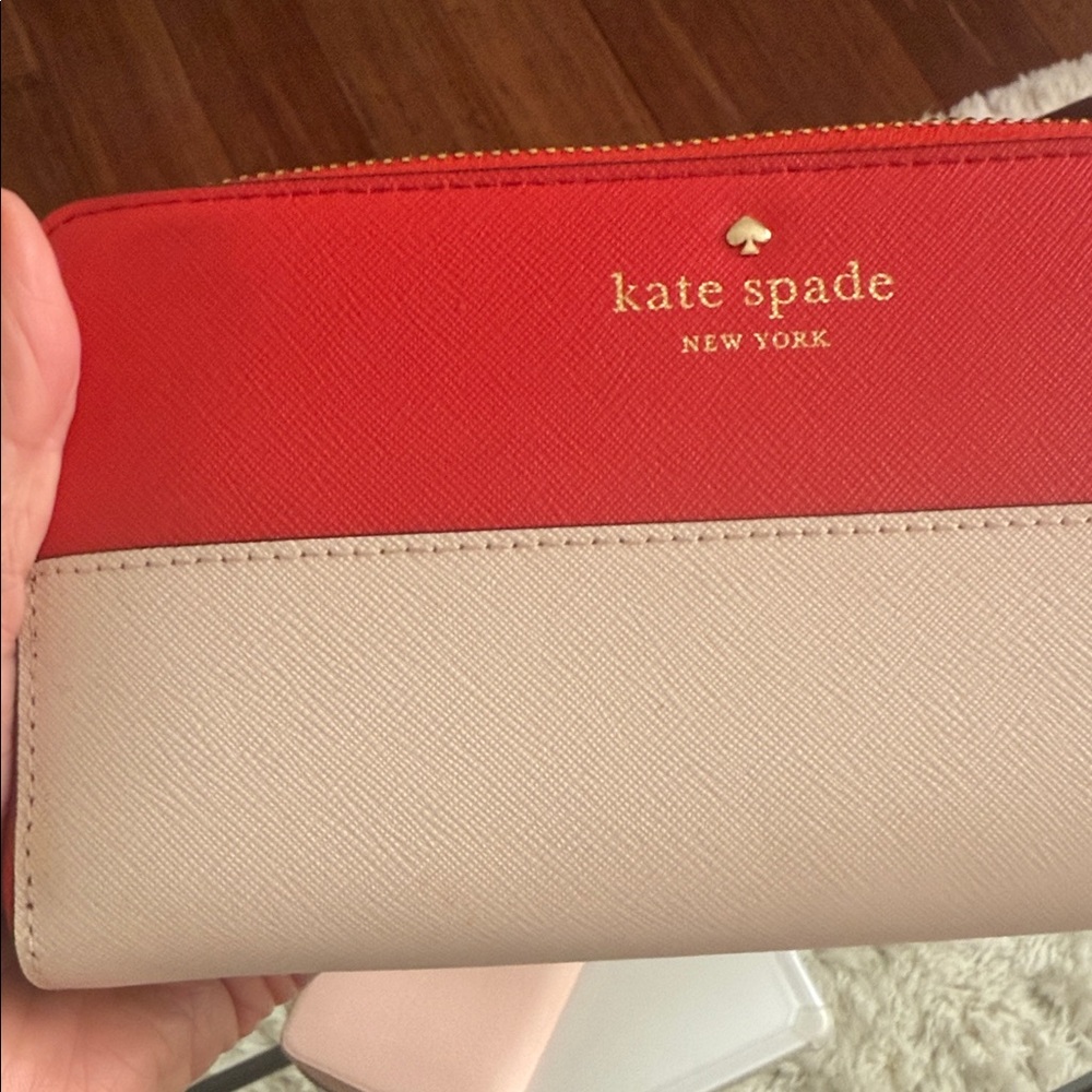 Kate Spade Vibrant Red and Bone/off White Wallet - Picture 4 of 4